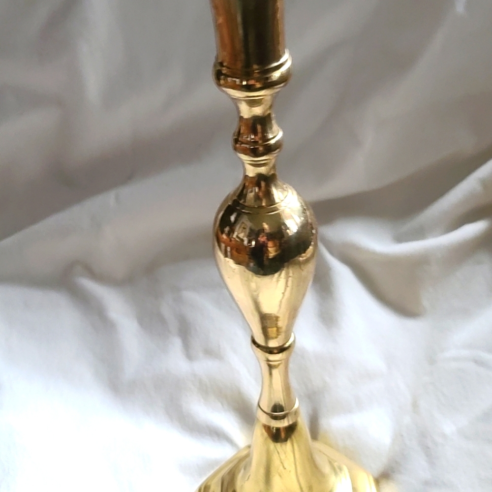 Brass candle holder 12 in tall 1999 classic collection
